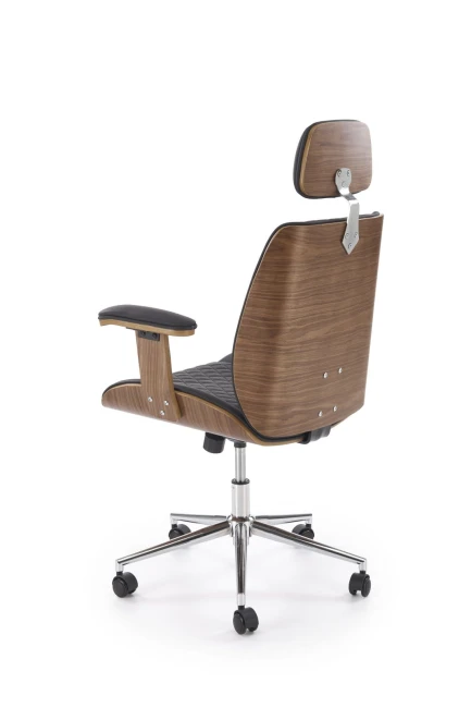 0e00b99d4a45081299e8bba707077344