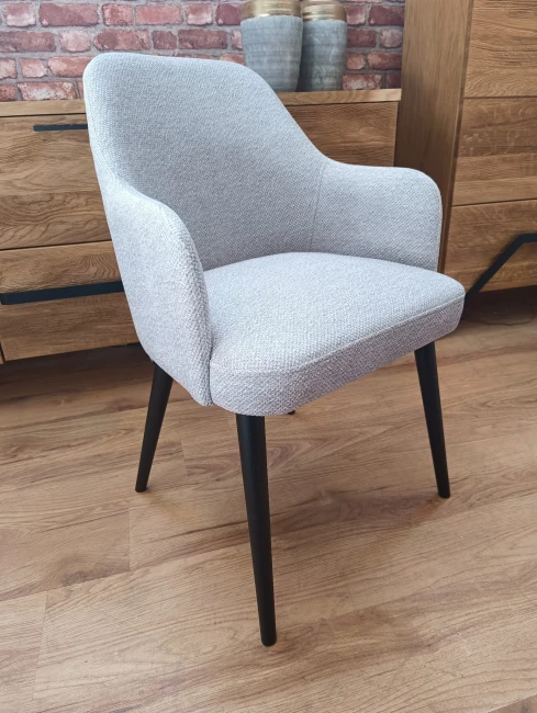 MIA wygodne krzesło ze sprężyną z podłokietnikami - duży wybór tkanin / stelaż buk