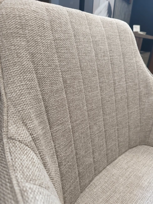 KRZESŁO OBROTOWE BALLO BREGO STELAŻ CZARNY / JASNY BEŻ 31