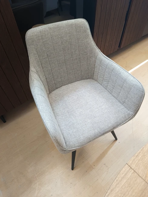 KRZESŁO OBROTOWE BALLO BREGO STELAŻ CZARNY / JASNY BEŻ 31