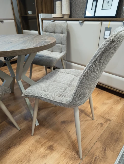 Okrągły stół EDDER rozkładany duży wybór kolorów / stelaż kaszmirowy