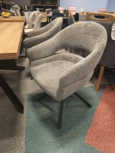 KRZESŁO OBROTOWE BORGO RAVEN STELAŻ CZARNY / SZARY 07