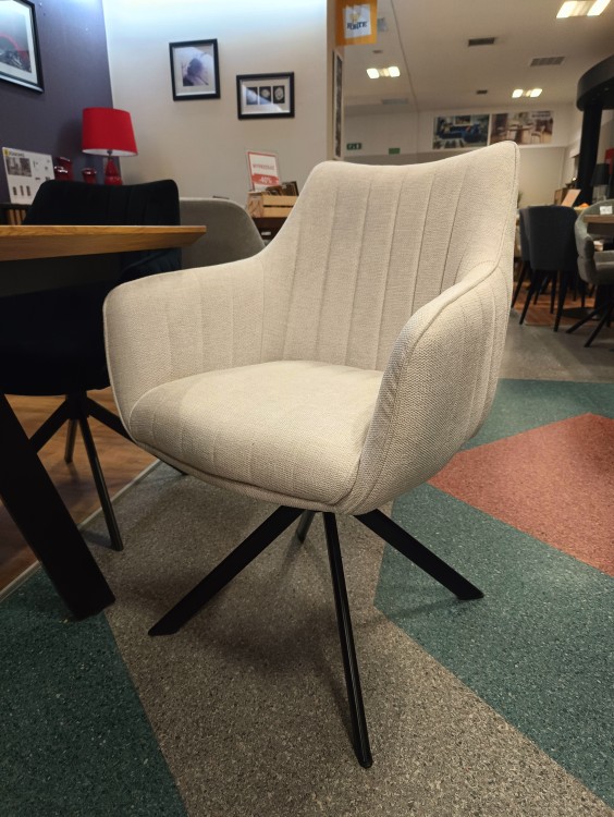 KRZESŁO OBROTOWE AZALIA BREGO CZARNY STELAŻ / JASNY BEŻ 22