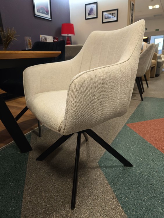 KRZESŁO OBROTOWE AZALIA BREGO CZARNY STELAŻ / JASNY BEŻ 22