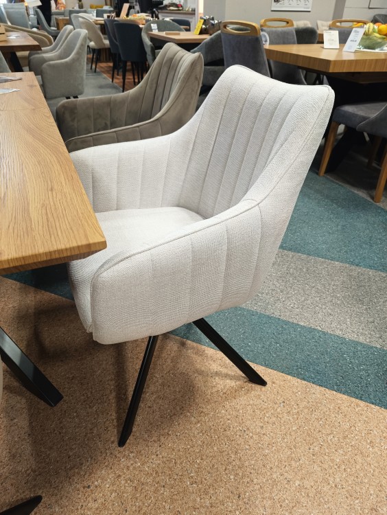 KRZESŁO OBROTOWE AZALIA BREGO CZARNY STELAŻ / JASNY BEŻ 22