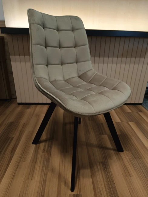 Krzesło obrotowe Nero KO265-FX velvet cappuccino (ciemny beż) / czarny stelaż