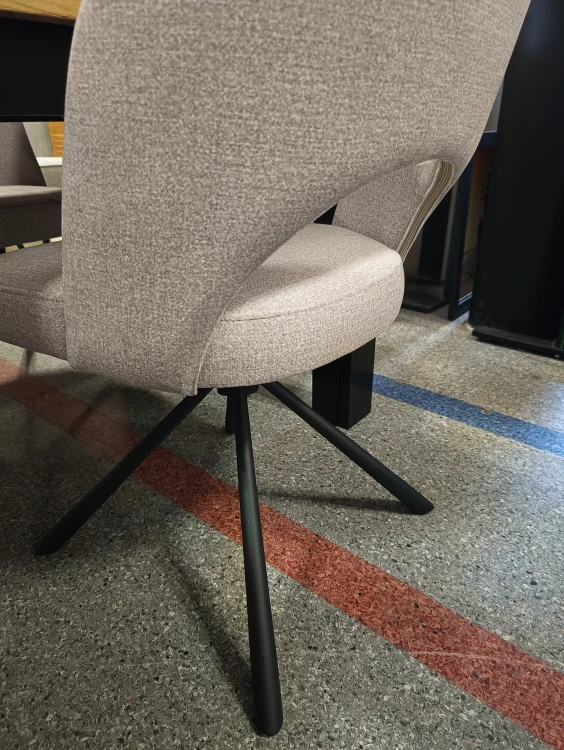 Krzesło obrotowe LOOP KR-43 z możliwością wyboru tkaniny