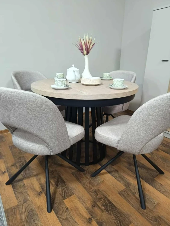 601502291_912551514636519_4226076747058823631_n (1).jpg