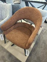 Krzesło obrotowe Borgo Signal w tkaninie Leo carmel do jadalni.jpg