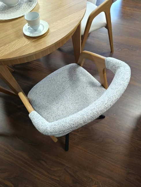 KRZESŁO ELVA DO JADLANI.jpg