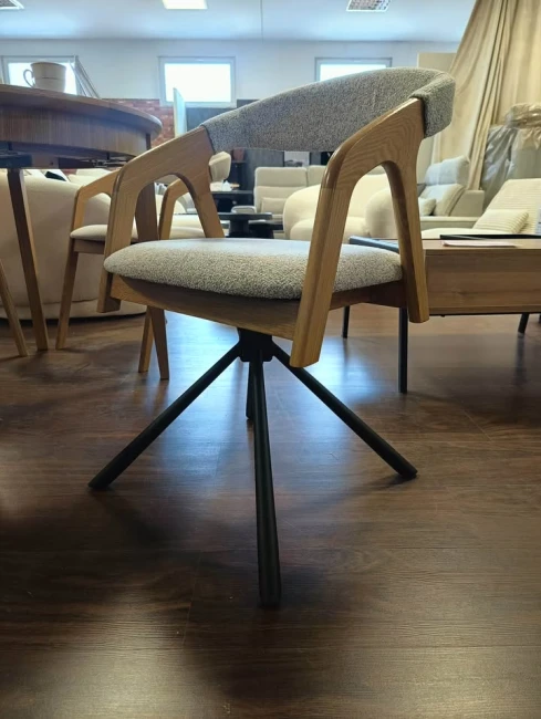 KRZESŁO DĘBOWE DO JADLANI ELVA TWIST OBROTOWE.jpg