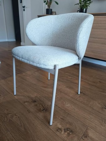 KRZESŁO TAPICEROWANE KIOTO SIGNAL.jpg