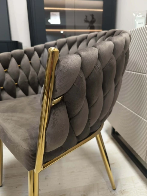 Krzesło tapicerowane plecione ROSE GOLD K7-FX mokka brąz (Riviera 26)/ złoty stelaż
