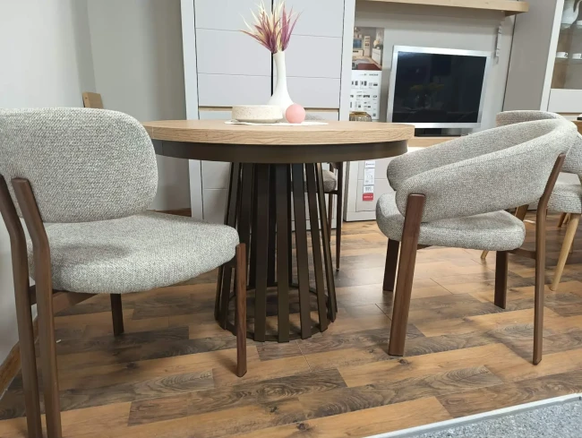 Stół Magnus ST-75 z brązowym stelażem z lamelami