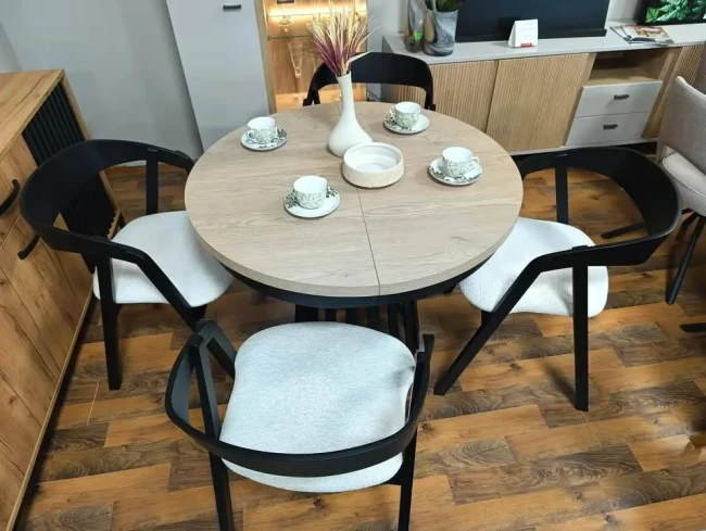 Stół Magnus z kompletem krzeseł Archi