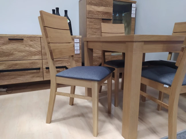 Krzesło dębowe Insignio firmy Bukowski Meble