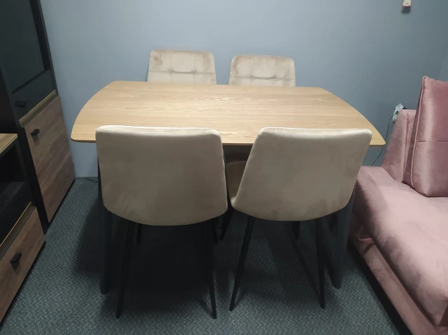 KRZESŁO PIKOWANE MILA VELVET SIGNAL BEŻ BLUVEL28