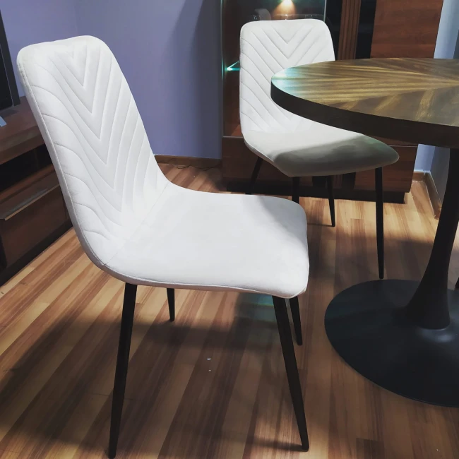 Krzesło tapicerowane K5-FX velvet beżowe Furnitex