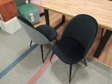 K478 krzesło tapicerowane czarny - biały (pepitka)