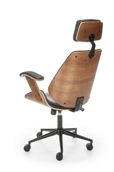 3c8ed26e4226909c776c43450a3fc28b