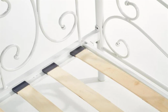 b4e1d587e41cf917eb41742e2e56fe92