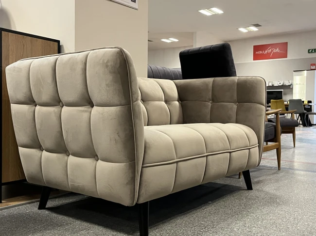 SOFA CASTELLO 2 VELVET C. BEŻ BLUVEL 40 / WENGE