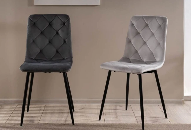 JERRY KRZESŁO SIGNAL.jpg