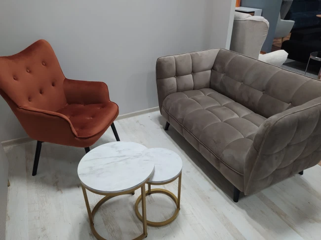 SOFA CASTELLO 2 VELVET C. BEŻ BLUVEL 40 / WENGE
