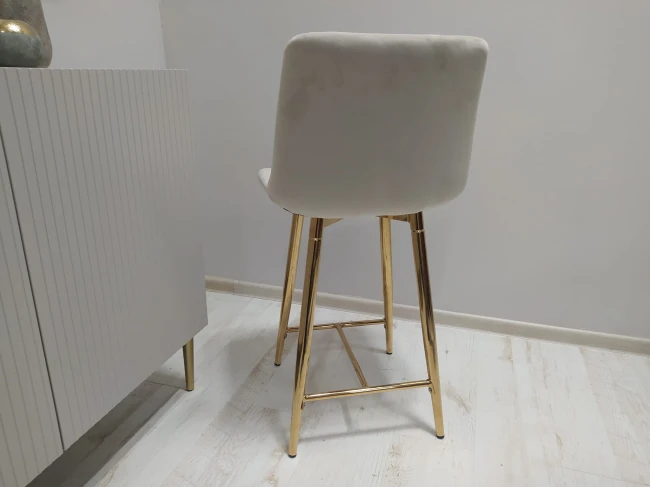 Hoker niski H1-FX krzesło barowe velvet beżowy (złoty stelaż)