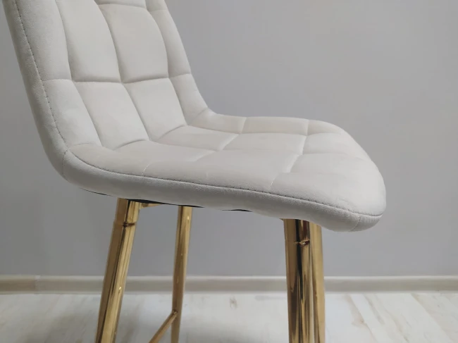 Hoker niski H1-FX krzesło barowe velvet beżowy (złoty stelaż)