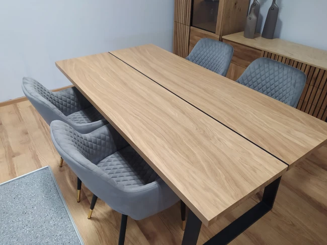 Krzesło tapicerowane velvet K3-FX szare ze złotymi nogami Furnitex