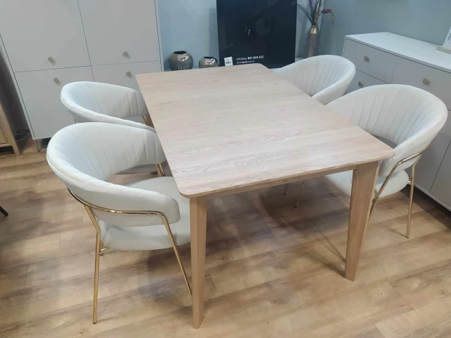 Krzesło tapicerowane K4-FX GLAM velvet beżowe / złote nogi Furnitex