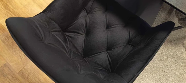 KRZESŁO OBROTOWE MANGO VELVET STELAŻ CZARNY/BLUVEL CZARNY 19