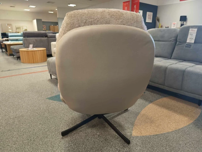 FOTEL GISELLE RÓŻ ANTYCZNY TAP.236/BEŻ SKÓRA SYNTETYCZA TAP.237