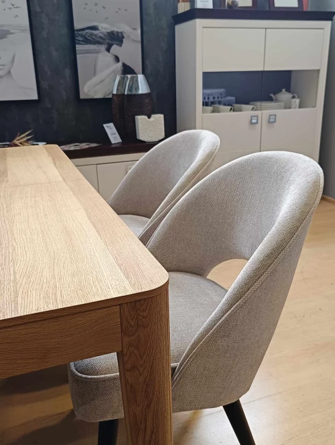 Wygodne krzesło PONTE SUPREME ze sprężyną wybierz kolor nogi i tkaninę