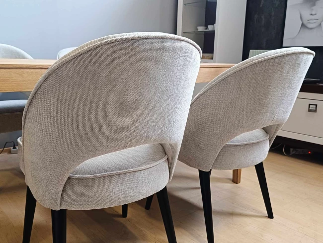 Wygodne krzesło PONTE SUPREME ze sprężyną wybierz kolor nogi i tkaninę