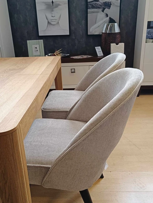 Wygodne krzesło PONTE SUPREME ze sprężyną wybierz kolor nogi i tkaninę