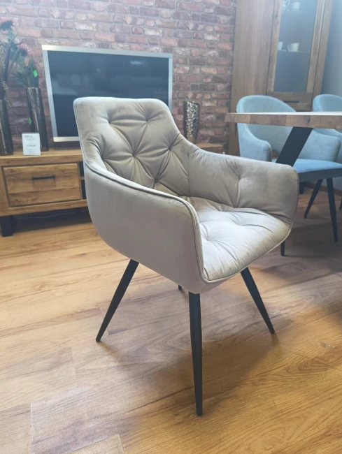 KRZESŁO OBROTOWE MANGO VELVET STELAŻ CZARNY/BLUVEL C.BEŻ 40