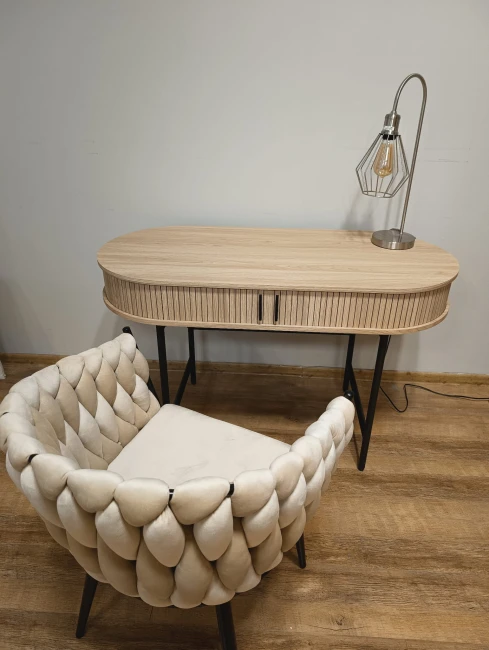 Designerkie biurko lub toaletka z owalnym blatem w naturalnym kolorze na metalowym stelażu B51 Halmar