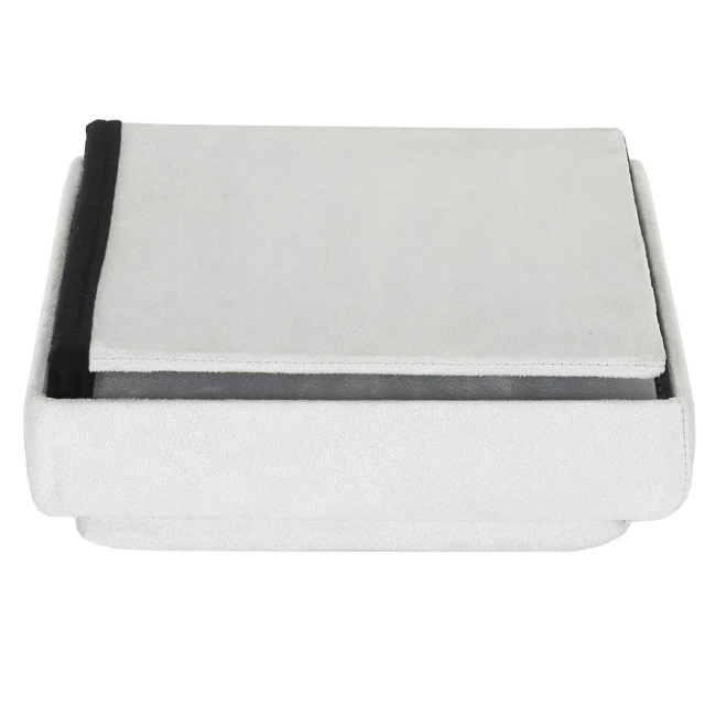 0060ec880933f3142837ec82761c80e5