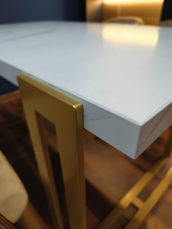 Stół HORTEN rozkładany duży wybór kolorów / złoty stelaż