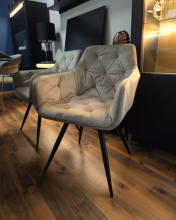 KRZESŁO OBROTOWE MANGO VELVET STELAŻ CZARNY/BLUVEL C.BEŻ 40