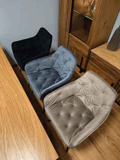 KRZESŁO OBROTOWE MANGO VELVET STELAŻ CZARNY/BLUVEL C.BEŻ 40