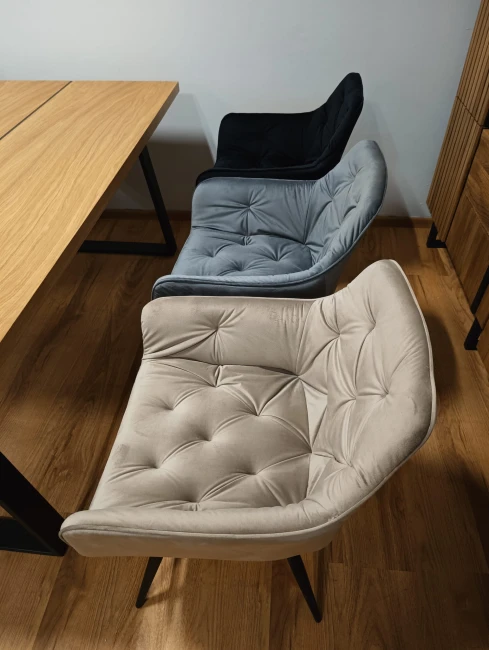 KRZESŁO OBROTOWE MANGO VELVET STELAŻ CZARNY/BLUVEL C.BEŻ 40