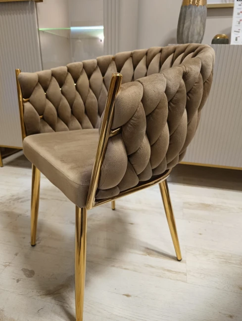 Krzesło tapicerowane plecione ROSE GOLD K7-FX cappucino (ciemny beż) / złoty stelaż