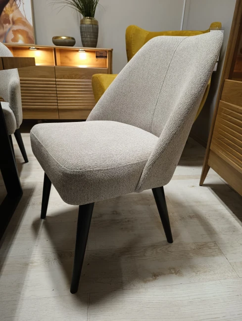 Krzesło BOSFOR SUPREME ze sprężyną wybierz kolor nogi i tkaninę Atreve