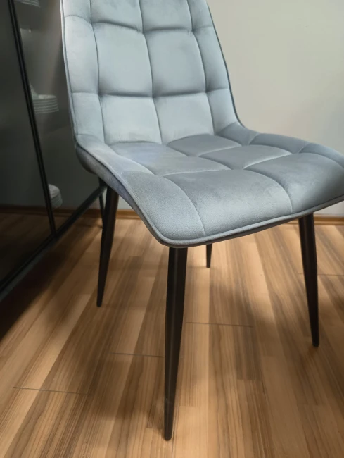 KRZESŁO CHIC VELVET CZARNY STELAŻ/SZARY BLUVEL14
